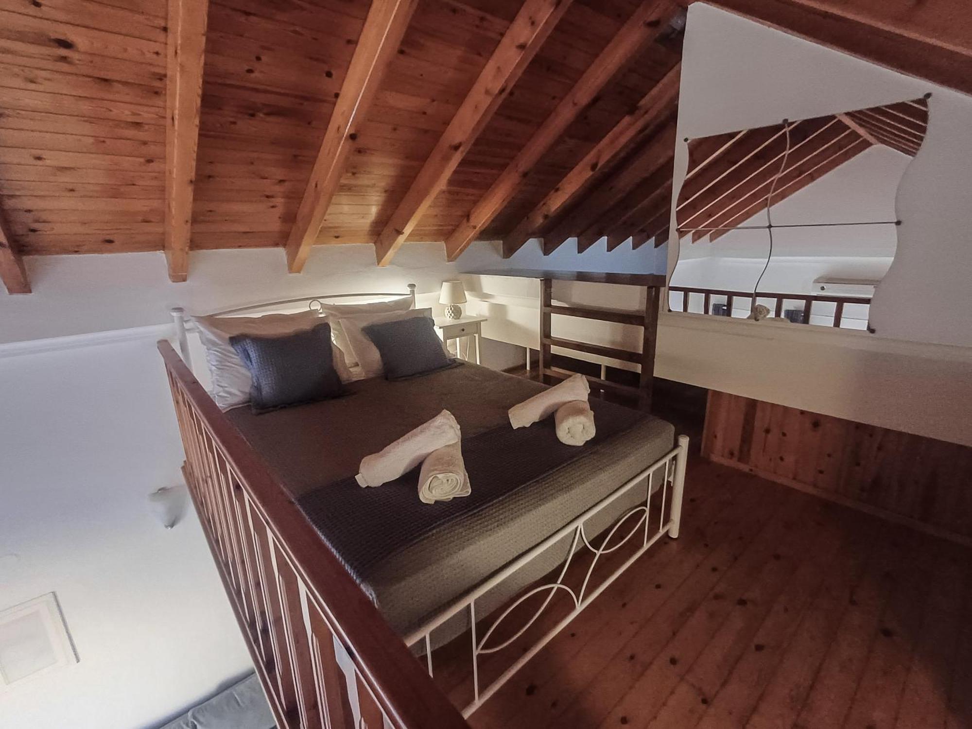 Duchess House Apartment Сими Стая снимка