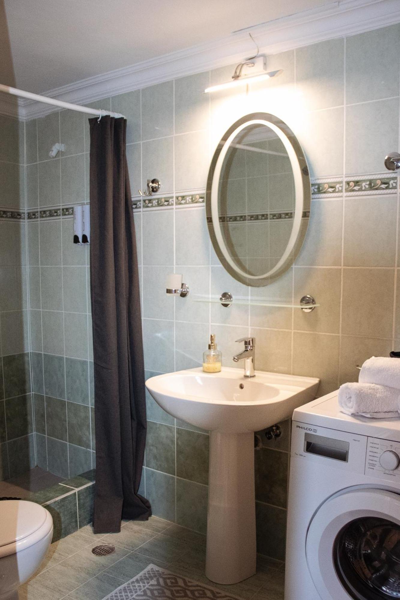 Duchess House Apartment Сими Екстериор снимка
