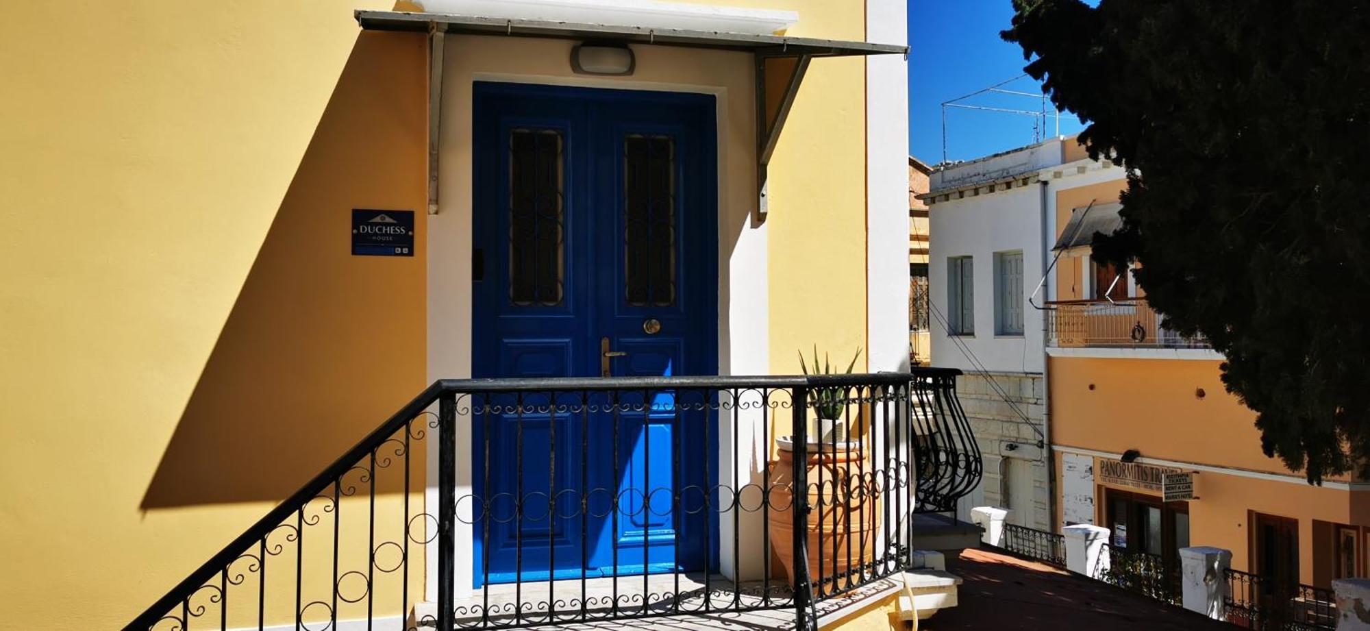Duchess House Apartment Сими Екстериор снимка